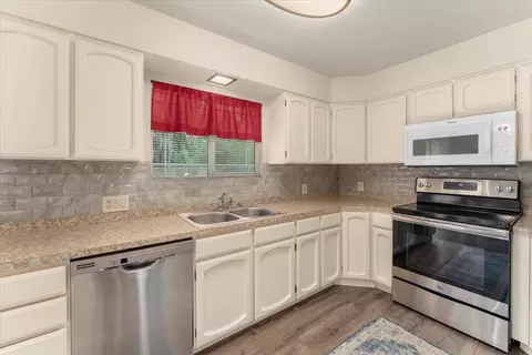 5049 Bidwell Rd, Redding, CA 96001 photo 12