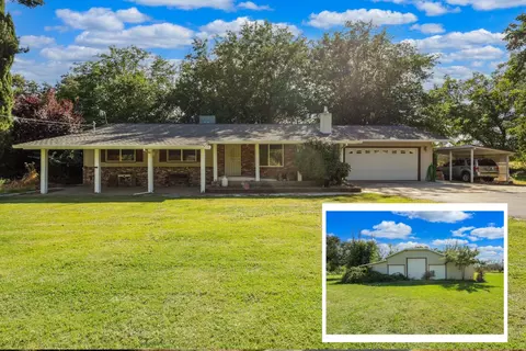 5518 Shady Ln, Anderson, CA 96007