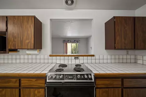 2064 Stonybrook Dr, Red Bluff, CA 96080 photo 13