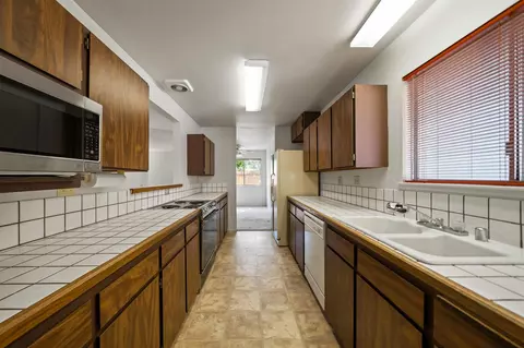 2064 Stonybrook Dr, Red Bluff, CA 96080 photo 10