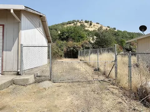 14843 Ravine Rd, Redding, CA 96003 photo 3