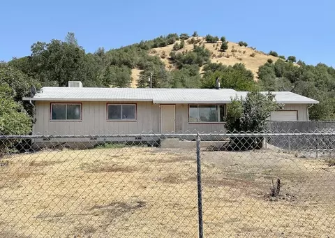 14843 Ravine Rd, Redding, CA 96003