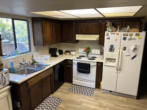 3843 Oro St, Redding, CA 96001 photo 10