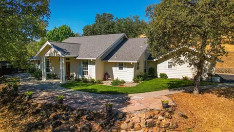 11170 French Creek Rd, Palo Cedro, CA 96073