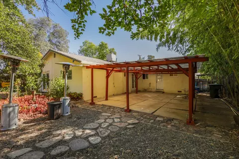 2084 Deerfield Ave, Redding, CA 96002 photo 15
