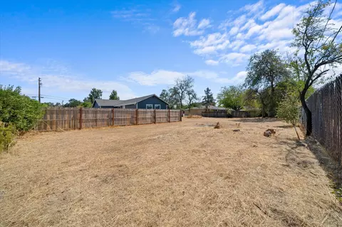 2584 Alfreda Way, Redding, CA 96002 photo 19