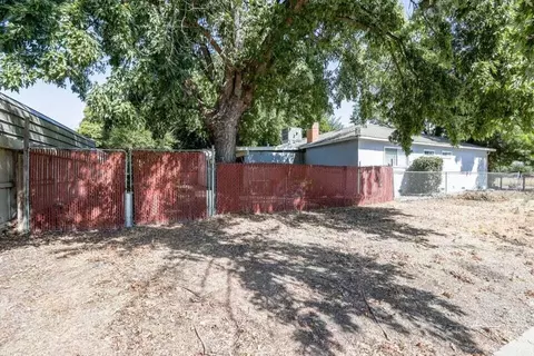 Exterior - 180 Chestnut Ave, Red Bluff, CA 96080 photo 7 of 9
