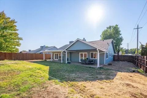 1543 Marigold Way, Redding, CA 96003 photo 21