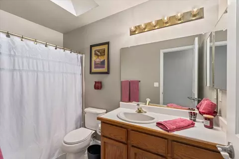 1543 Marigold Way, Redding, CA 96003 photo 15
