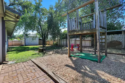 1094 Belcrest Dr, Redding, CA 96003 photo 29