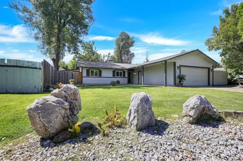 1094 Belcrest Dr, Redding, CA 96003 photo 37