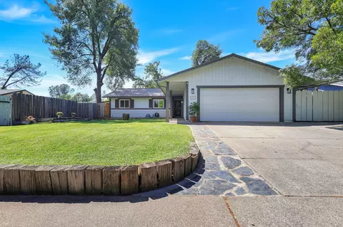 1094 Belcrest Dr, Redding, CA 96003 photo 3