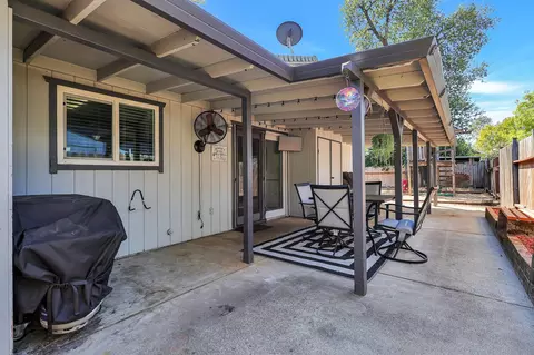 1094 Belcrest Dr, Redding, CA 96003 photo 27