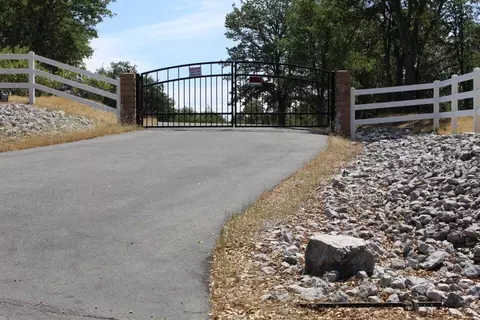 Undisclosed, Redding, CA 96003