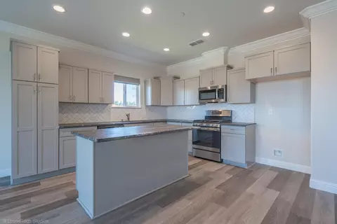 Kitchen - 2855 Ukonom Dr, Redding, CA 96002 photo 1 of 4
