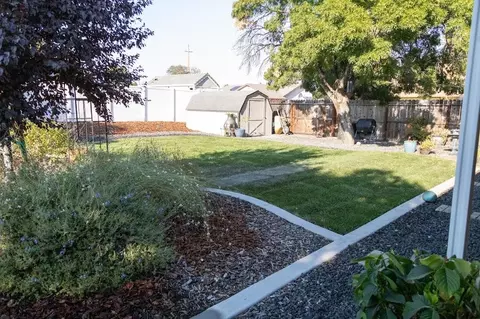 Exterior - 2515 Cimarron Dr, Red Bluff, CA 96080 photo 11 of 13