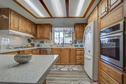 421 Logwood, Redding, CA 96003 photo 11