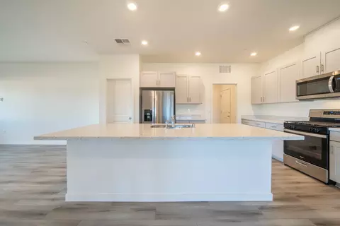2511 Schumacher St, Redding, CA 96002 photo 15