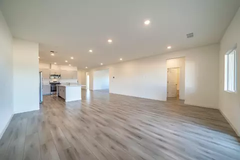 2511 Schumacher St, Redding, CA 96002 photo 13