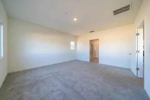 2511 Schumacher St, Redding, CA 96002 photo 6