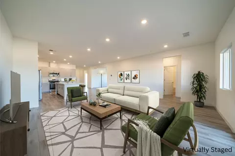 2511 Schumacher St, Redding, CA 96002
