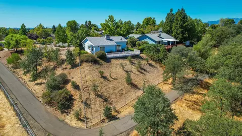 410 Viewpoint Dr, Redding, CA 96003 photo 21