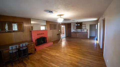 Living - 17768 Irish Rd, Redding, CA 96003 photo 1 of 4
