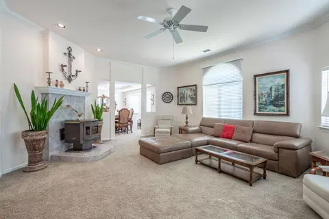 12707 Yanot Dr, Redding, CA 96003 photo 6