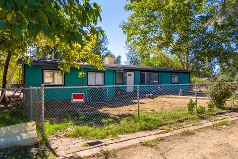 12125 Cinder Rd, Redding, CA 96003 photo 2