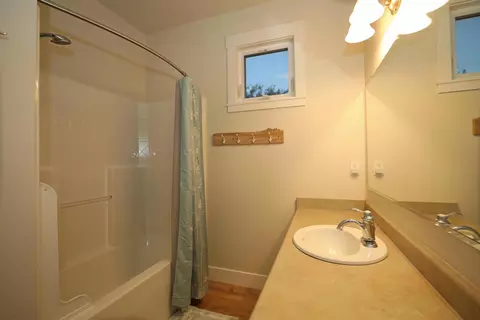 858 Kite Ln, Redding, CA 96001 photo 13