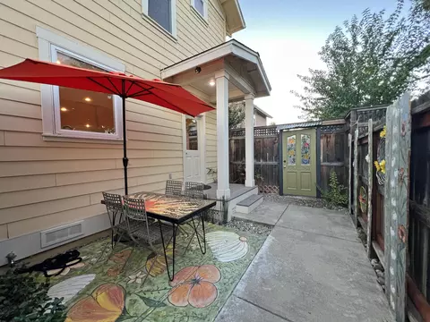 858 Kite Ln, Redding, CA 96001 photo 17