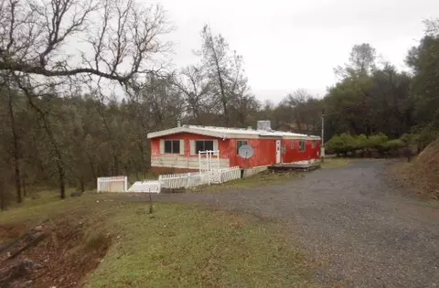 14104 Gordon Dr, Bella Vista, CA 96008