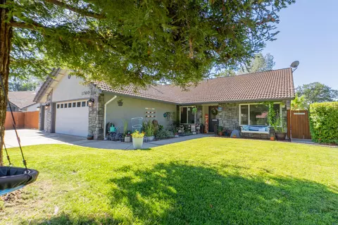 1760 Vinson Dr, Redding, CA 96003 photo 22