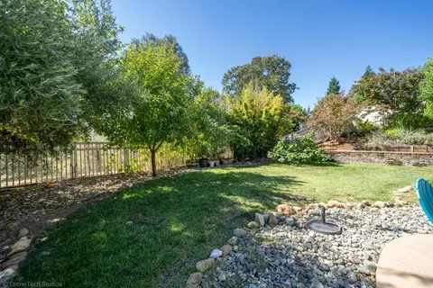 2105 Terra Nova Dr, Redding, CA 96003 photo 44