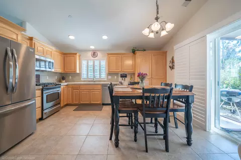 2105 Terra Nova Dr, Redding, CA 96003 photo 6