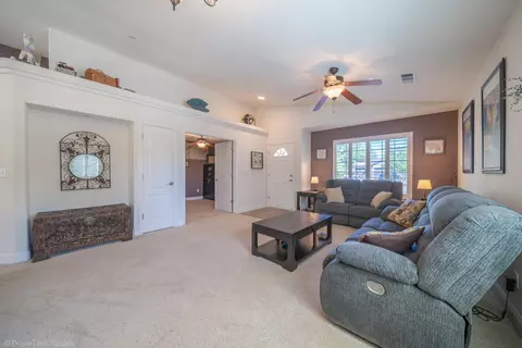 2105 Terra Nova Dr, Redding, CA 96003 photo 11