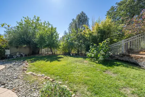 2105 Terra Nova Dr, Redding, CA 96003 photo 45