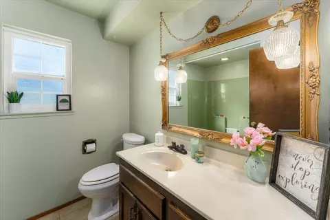 Bath - 7177 Hermosa Way, Redding, CA 96002 photo 2 of 4