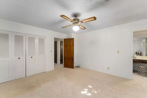 Bedroom - 7177 Hermosa Way, Redding, CA 96002 photo 3 of 6