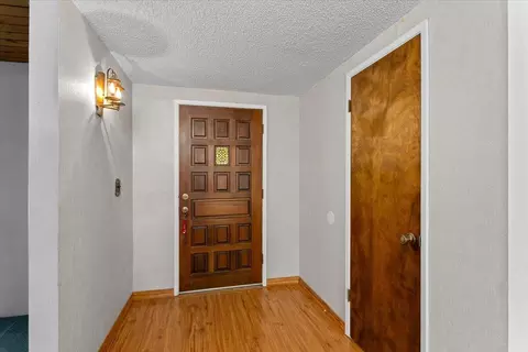 Entry Way - 7177 Hermosa Way, Redding, CA 96002 photo 1 of 1