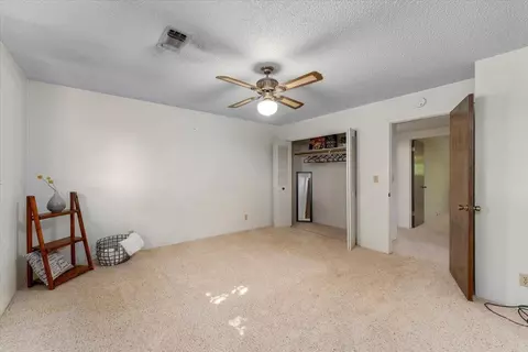 Bedroom - 7177 Hermosa Way, Redding, CA 96002 photo 2 of 6