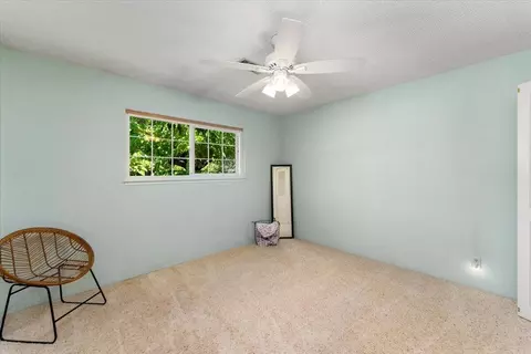 Bedroom - 7177 Hermosa Way, Redding, CA 96002 photo 4 of 6