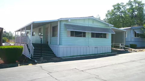 323 Lime Ct, Redding, CA 96003