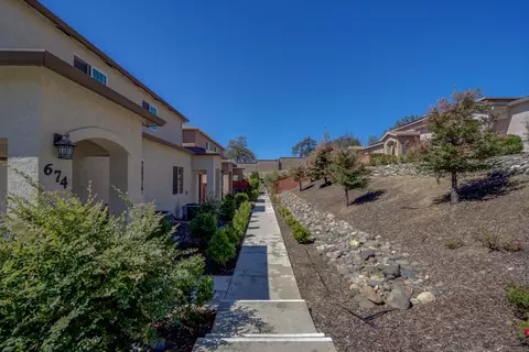 678 Mission De Oro Dr, Redding, CA 96003 photo 35