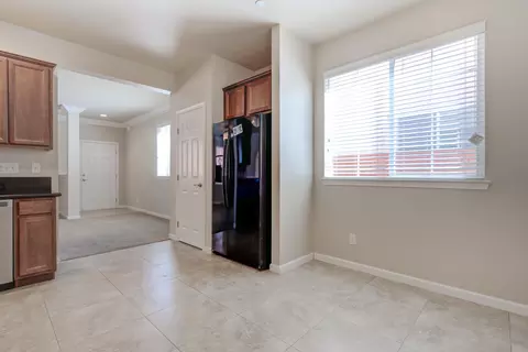 678 Mission De Oro Dr, Redding, CA 96003 photo 8
