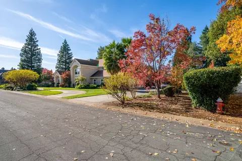 2444 Birchwood Cir, Redding, CA 96002 photo 41