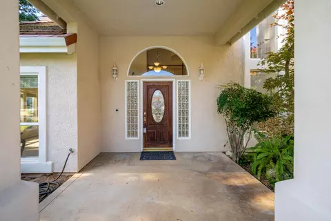 2444 Birchwood Cir, Redding, CA 96002 photo 3