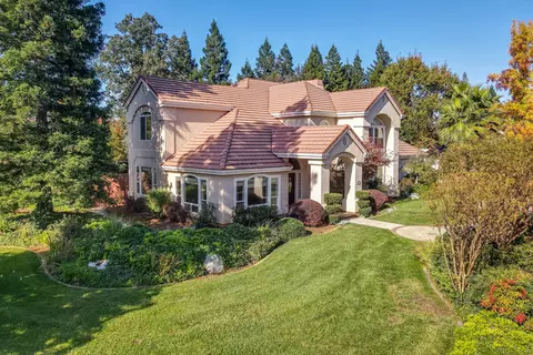 2444 Birchwood Cir, Redding, CA 96002 photo 2