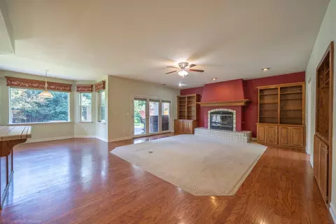2444 Birchwood Cir, Redding, CA 96002 photo 21