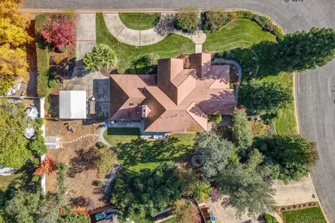 2444 Birchwood Cir, Redding, CA 96002 photo 47